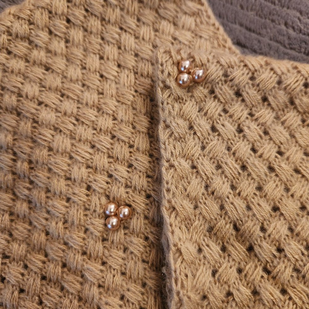 Soft Beige Infinity Scarf with Beads - Picture 4 of 5